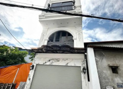 Đàm Quang Trung Long biên 58m 7T MT4.3m 16.5 tỷ ô tô vào nhà