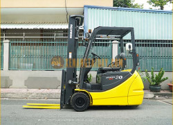 XENANGTAIDAY.COM bán xe nâng điện KOMATSU FB20M-12