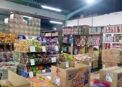 Tuyển Phụ Kho Xếp Bánh Kẹo Làm Ở Kho Bao Ăn Ở HCM
