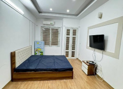 Bán nhà Đông Ngạc 42m2, dân xây 5 tầng, ô tô đỗ cửa, cạnh chợ Kẻ Vẽ