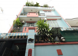 Gần eTown Cộng Hoà, 4 tầng BTCT, ngang 7m, ô tô đậu trước nhà