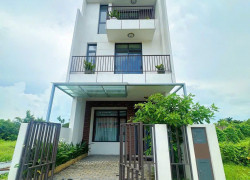 NHÀ PHỐ FULL NỘI THẤT - SỔ HỒNG RIÊNG - NGAY KCN CẦU TRÀM, TRONG KHU DÂN CƯ SẦM UẤT