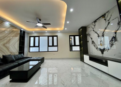 Bán nhà phố Bồ Đề 39m, 6 tầng, vừa chạm 9 tỷ có TL