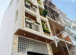 BÁN NHÀ 5 TẦNG  – THIẾT KẾ HIỆN ĐẠI – CÓ GARA Ô TÔ