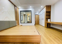 Bán nhà ngõ ô tô Chùa Hưng Ký, 35m2, 8.4 tỷ