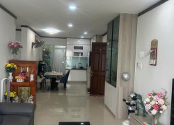 Cơ hội vàng! Bán gấp căn hộ 131m2, 3PN, tầng 18, view đẹp, sổ hồng, Q7, giá chỉ 4.6 tỷ, đường Trần Xuân Soạn, hướng