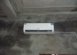 Điều hòa funiki 12000 btu còn bh 22 tháng