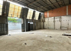 CHỈ 11 TỶ CÓ NGAY LÔ GỐC 2 MẶT TIỀN HẺM XE TẢI MÃ LÒ DIỆN TÍCH KHỦNG 9,6x20M - NHÀ CẤP 4