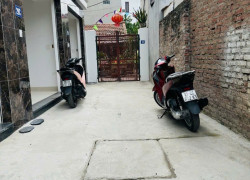 Bán nhà Liên Mạc Thượng Cát 34m, 4 tầng Ô TÔ vinfast đỗ cổng gần ĐH Công Nghiệp