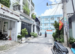 Mặt Tiền Đường Nguyễn Lộ Trạch, Quận Tân Phú  - 74m2 (4 x 18)m