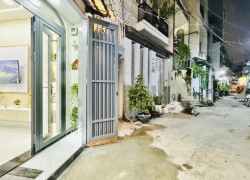 HẺM XE HƠI TRỤC THẲNG - PHÁP LÝ SẠCH - NỞ HẬU SỔ ĐẸP - 5.5 TỶ