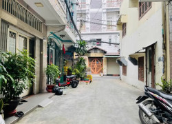 BÁN CĂN HẺM OTO - THUẬN TIỆN DI CHUYỂN CÁC QUẬN TT - GIÁ 7.9 TỶ
