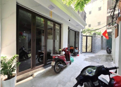 ĐỘI CẤN 35M-10,6 TỶ-NHÀ ĐẸP,THANG MÁY,NGÕ THÔNG,SÁNG,BA GÁC ĐUA,GẦN Ô TÔ