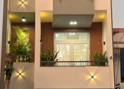 NHÀ MẶT TIỀN KINH DOANH, 3 TẦNG, T/TÂM DĨ AN, VÔ LÝ THƯỜNG KIỆT, NGANG ĐẸP 5,5M, NHỈNH 6 TỶ!