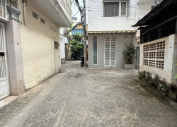 Chính chủ giảm sốc - nhà đường Lê Văn Sỹ, ngay vòng xoay Lăng Cha Cả - 5.6m x 11m, hẻm 4m.