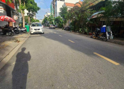 B.á.n nhà HXH 2 tầng ngay trung tâm Quận 7; cạnh Lotte Mart; DTSD 58m2; không quy hoạch