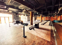 Chuyên cung cấp và lắp đặt sân chơi bowling giải trí