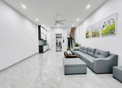 BÁN NHÀ MỚI 6 TẦNG - 39M2 - THANG MÁY – HOÀNG HOA THÁM, NGỌC HÀ – CHỈ 5 PHÚT RA LĂNG BÁC, HỒ TÂY - 11Tỷ700