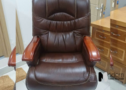 Ghế giám đốc bọc da chân gỗ CD7100-L tại HCM
