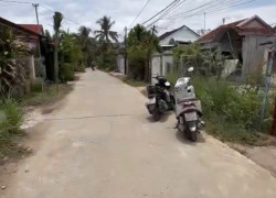 Cần bán lô đẹp Diên Sơn, cách đường chính 20m Nhà Vuông Vắn 222m2, cạnh uỷ ban, trạm y tế, trường học
-Diện tích: 222m2