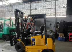Cho Thuê Xe Nâng Hàng Dầu Điện Xăng Ga 0902570797