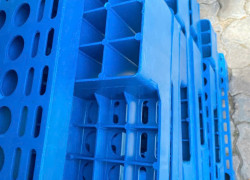Đẩy nhanh pallet nhựa PL04-LS mới – 0799345292