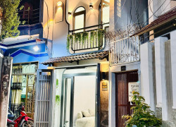 Bán nhà 2 tầng ở đường Nguyễn Thượng Hiền - Phường Bình Lợi Trung giáp Bình Thạnh. Nhà ở đi đâu cũng gần
