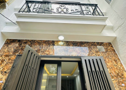 Chính chủ caàn nhượng  lại căn nhà tại ngõ 282 Kim Giang, DT36m2, 4 tầng giá 7,6 tỷ.