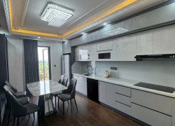 Bán Nhà Mặt Phố Tân Thụy Long Biên – Nhà Mới Kính Koong, Full Nội Thất, 8 Tầng Thang Máy Đẳng Cấp