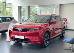 VF9 giảm giá tới 200 triệu - tặng sạc tại nhà - bộ phụ kiện đi kèm giá trị cao