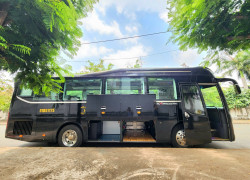 THUÊ XE LIMOUSINE 16 CHỖ
