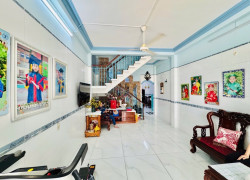 Cách ĐH Bách Khoa - Trường đua Phú Thọ nửa phút, 4x12 (nở hậu) 3 tầng lung linh - 6.x tỷ