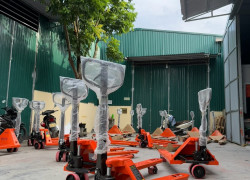 Xe nâng tay 3 tấn tại Duyên Thái Thường Tín