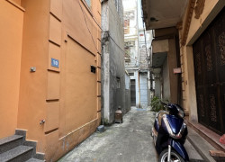 Bán nhà  Ngô Gia Tự,Long Biên 3 tầng,50m2 ,Mt6.6m gần phố nhỉnh 7 tỷ