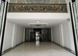 Bán nhà mặt phố Giảng Võ, Đống Đa DT 60m2, 5 tầng, MT 4.5m, kinh doanh sầm uất