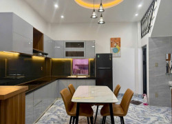 NHÀ GÁC LỬNG KIỆT 3 M TÔN ĐẢN - LÔ GÓC, THOÁNG MÁT