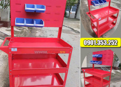Xe đẩy 3 ngăn kèm bảng treo khay nhựa