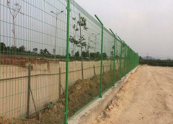 Hàng rào lưới thép hàn chập D4, D5, D6, D8 giá tại xưởng