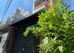 Nhà ngang 5m, hẻm 1 xẹt sát Đỗ Xuân Hợp, Phước Long B (Q9 cũ), 3 tầng kiên cố, giá chỉ 5 tỷ.