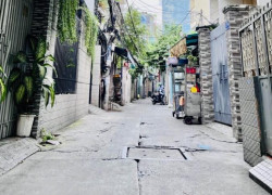 TRUNG TÂM QUẬN 3 - Vài bước ra CV Lê Văn Tám, căn góc, hẻm thông, ở & KD đều được, 7.5 tỷ