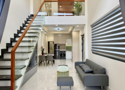 Bán nhà mặt phố mới vào ở ngay 60m2 3 pn Dương Bá Trạc ô tô tránh