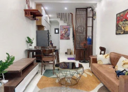 Bán nhà liền kề 3 tầng dân xây tại Kẻ Tạnh – Giang Biên, 30m² giá chỉ hơn 5 tỷ