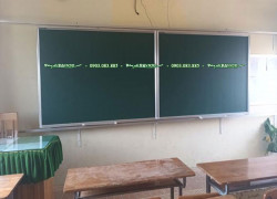 Bảng trượt ngang thông minh M2K viết phấn từ Hàn Quốc