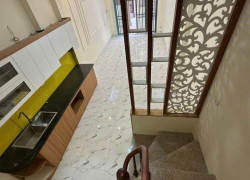 Bán gấp nhà 5T cực đẹp, gần ga tàu điện Cầu Diễn phố Hồ Tùng Mậu, Từ Liêm 33m2 giá 8.2 tỷ