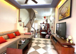 Cực hiếm nhà Hoàng Hoa Thám Ba Đình gần ô tô phân khúc hiếm chỉ 7 tỷ