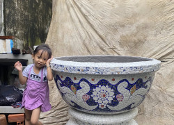 Chậu đắp tay , cẩn miểng chén dĩa, khảm mảnh sành sứ thủ công mỹ nghệ