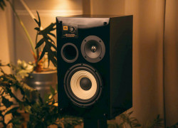 JBL L82 CLASSIC BLACK EDITION – RETRO SANG XỊN, CHẤT ÂM ĐỈNH CAO!