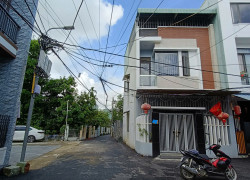 🔴💥Bán nhà 2 mặt kiệt Ô TÔ thảm nhựa, Nhà 2,5 tầng kiệt Tôn Đức Thắng