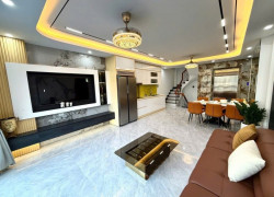 BÁN NHÀ LÔ GÓC NGỌC THỤY – LONG BIÊN  6 TẦNG THANG MÁY – Ô TÔ 7 CHỖ VÀO NHÀ