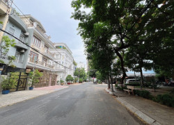 Bán nhà mặt tiền Trịnh ĐÌnh Trọng-ngang 4m-4PN-sổ vuông-cạnh công viên